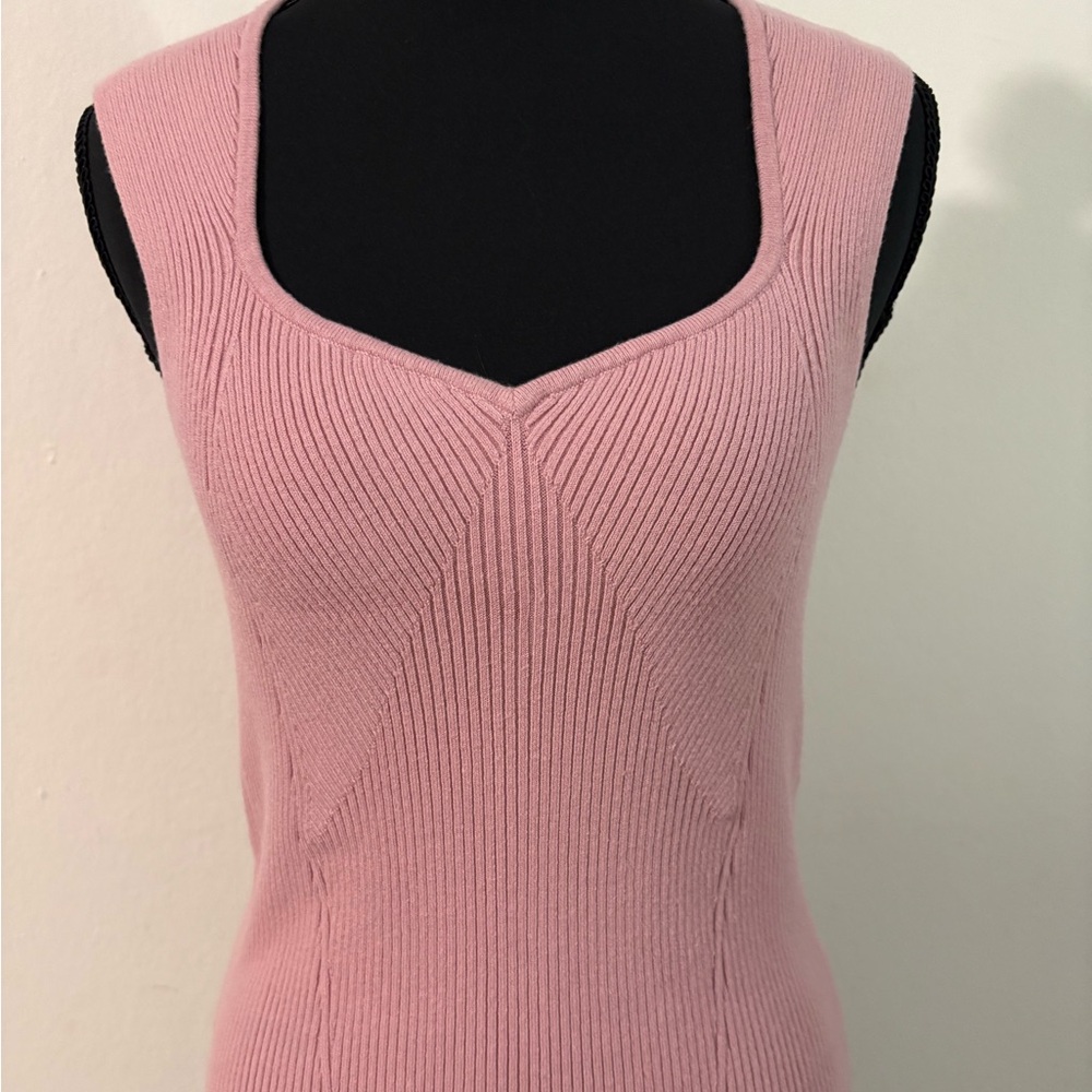 Abercrombie & Fitch pink sleeveless sweatshirt